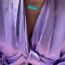 Cargar imagen en el visor de la galería, GARGANTILLA ·FLASH GREEN· BY CRIS MATA