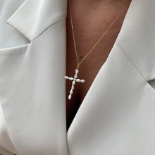 Cargar imagen en el visor de la galería, CRUZ PERLAS •RIVER•