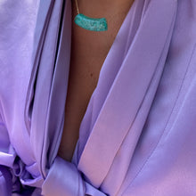 Cargar imagen en el visor de la galería, GARGANTILLA ·FLASH GREEN· BY CRIS MATA