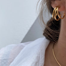 Cargar imagen en el visor de la galería, PENDIENTES TRIPLE ARO ·TANZANIA·