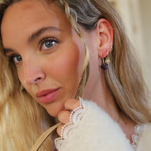 Cargar imagen en el visor de la galería, PENDIENTE AMATISTA • SELVA•