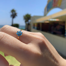 Cargar imagen en el visor de la galería, ANILLO FLOR TURQUESAS ·HAWAI·