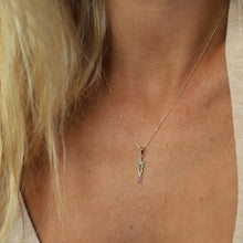 Cargar imagen en el visor de la galería, GARGANTILLA ·ALL YOU NEED IS LOVE·