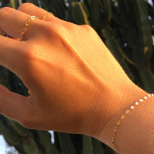 Cargar imagen en el visor de la galería, Joyas oro 18 kilates GRINGAS