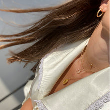 Cargar imagen en el visor de la galería, pendiente aro oro